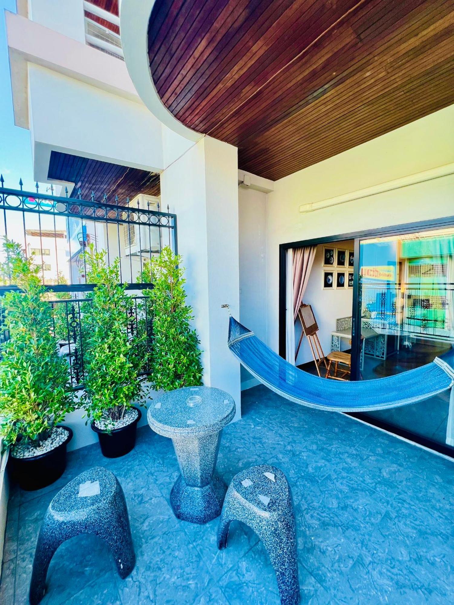 Yuu Hotel Ubon Ratchathani Exterior foto